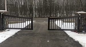 double cantilever sliding gate in wisconsin